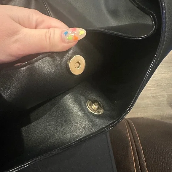 Victoria's Secret NWT Large Bow Hobo Shoulder Bag Black Chic Coquette Vegan - Picture 6 of 6